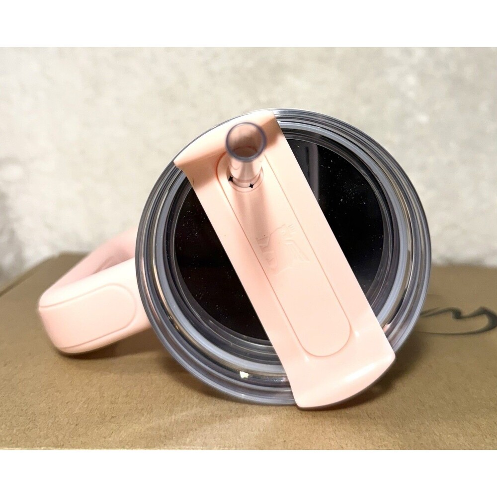 Stanley 30 oz Stainless Steel H2.0 FlowState Quencher Tumbler Strawberry Twist - Picture 6 of 7